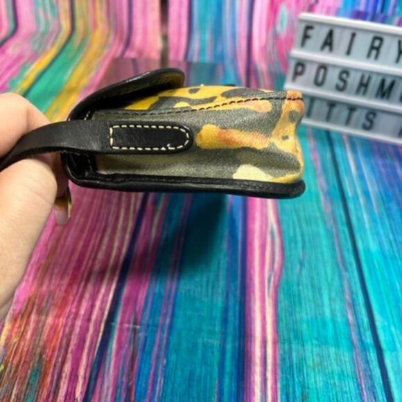 Dooney & Bourke Rare Baby Hand Print Pouchette Mini Shoulder Bag - Picture 4 of 16